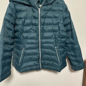 Time and Tru Women's Teal Puffer Jacket